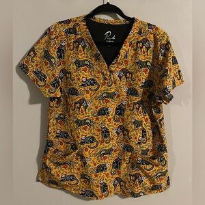 Prints by Miramar Yellow Cat-Print Short Sleeve V-Neck Top